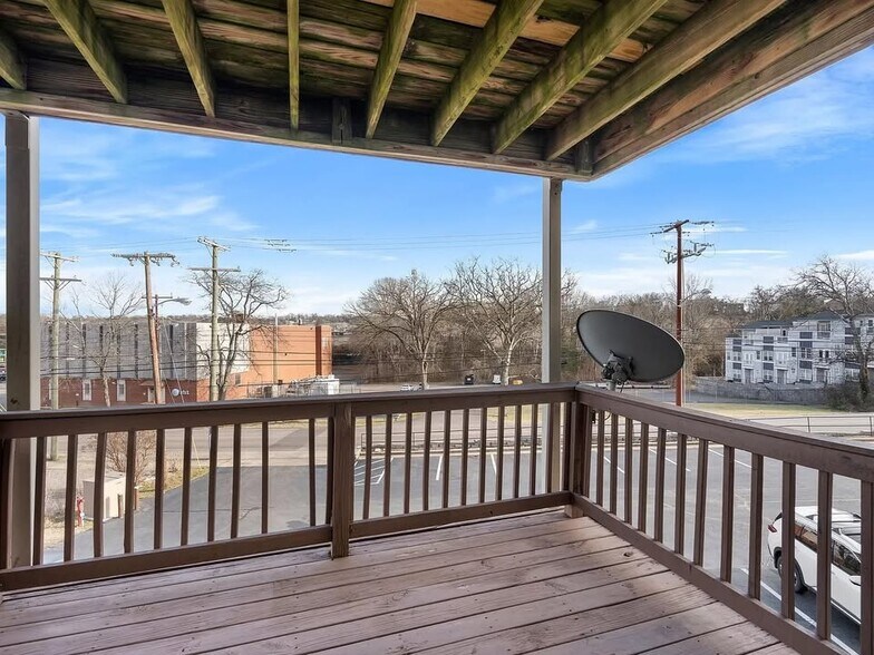 Building Photo - 420 Elysian Fields Rd