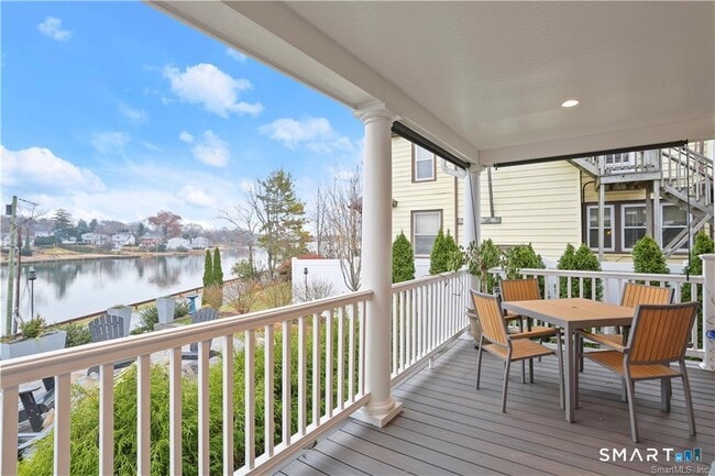 Building Photo - 69 Weed Ave