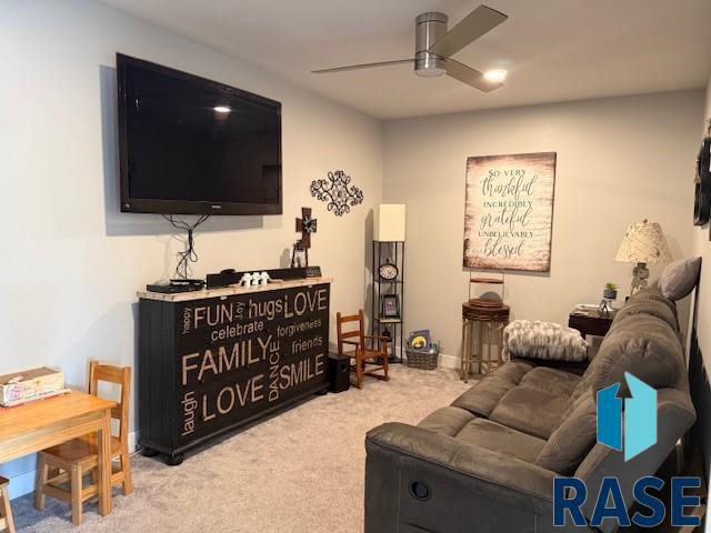 Building Photo - 4417 E Leubecher Pl