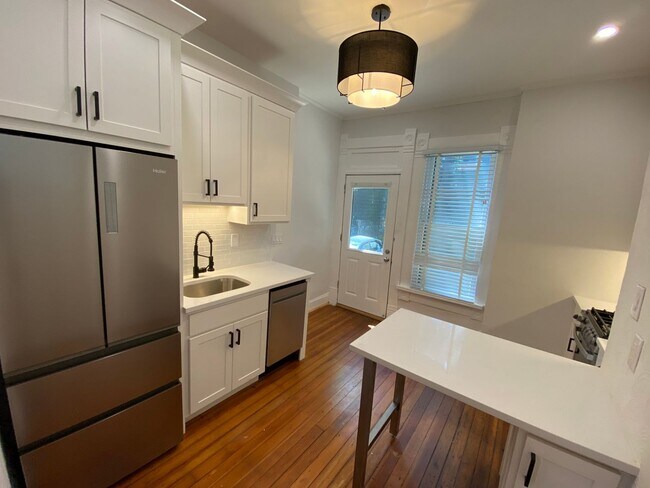 Building Photo - Price Ave 49-51 NCR