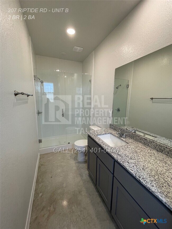 Building Photo - 207 Riptide Rd