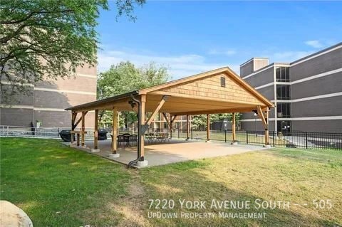 Building Photo - 7220 York Ave S