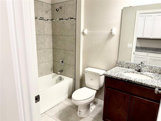 Building Photo - 6268 Great Bear Dr