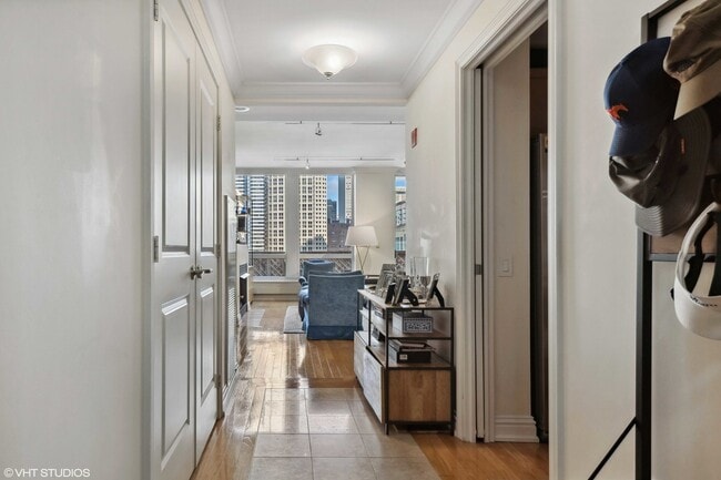 Building Photo - 55 E Erie St