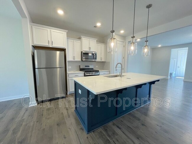 Building Photo - 1017 Swamp Harrier Ave