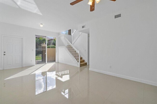 Building Photo - 6549 Diamond Springs Terrace