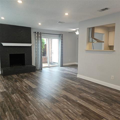 Building Photo - 3931 N Garland Ave