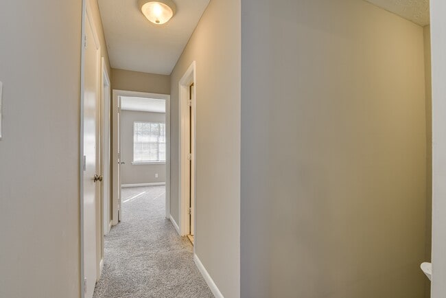 Building Photo - 1674 Goshen Rd