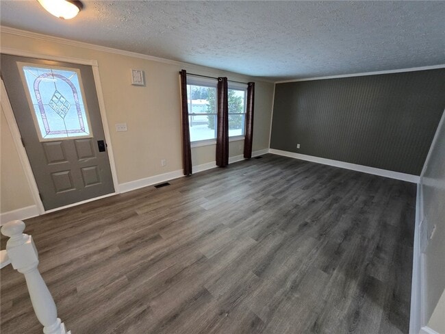 Building Photo - 103 Virginia Manor Rd