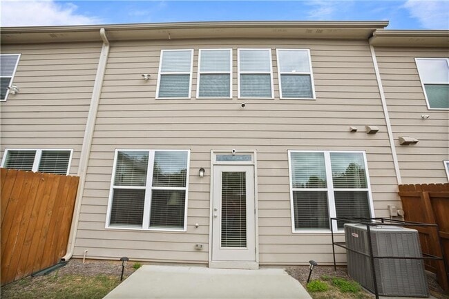 Building Photo - 7637 Avalon Blvd