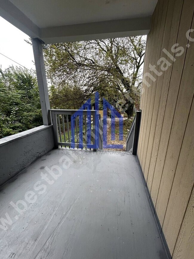 Building Photo - Coming Soon!!!!!! Spacious 4 Bedroom in We...