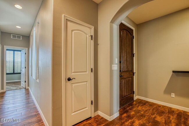 Building Photo - 14509 Holly Springs