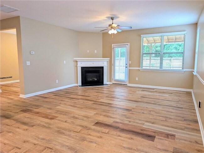 Building Photo - 4605 Fourth Rail Ln