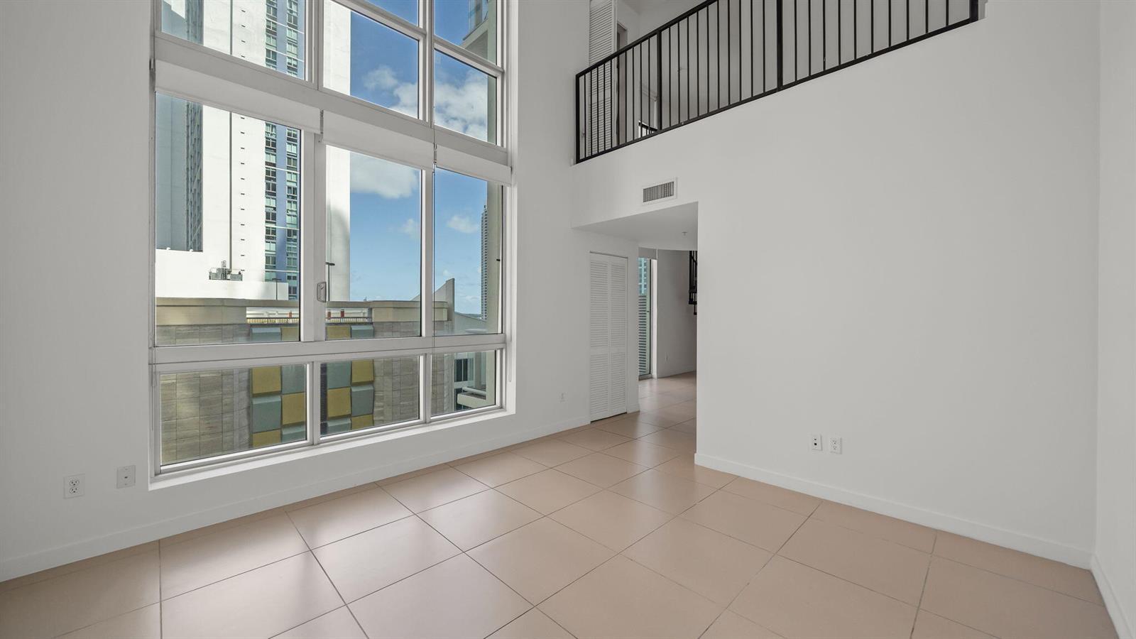 Building Photo - 300 S Biscayne Blvd