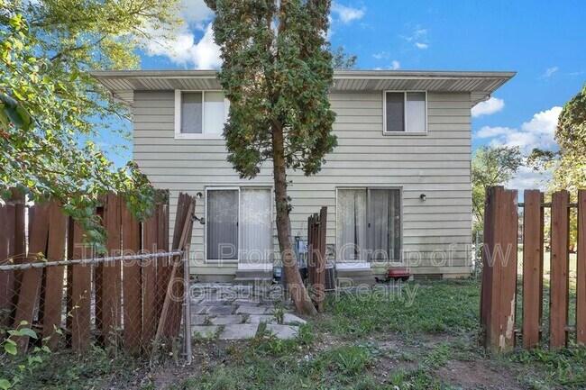 Building Photo - 3490 Clarkston Ave