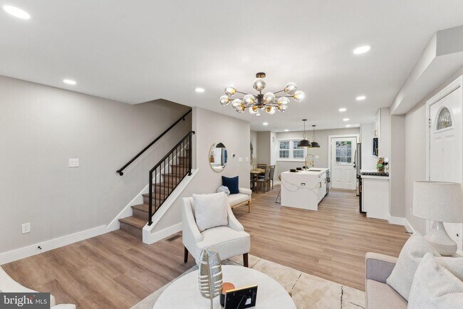 Building Photo - 2306 Mary Baldwin Dr