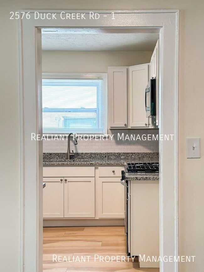 Building Photo - 2576 Duck Creek Rd