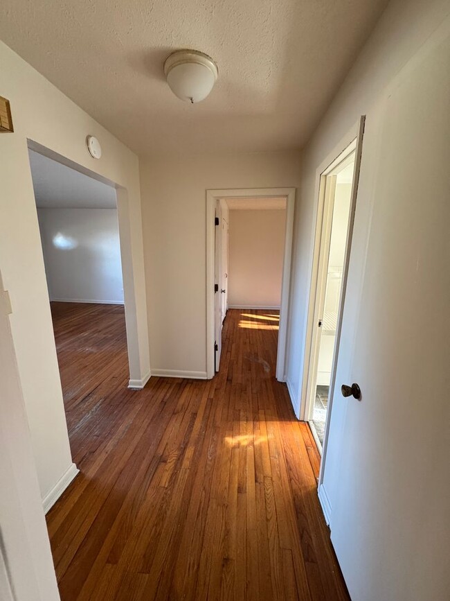 Building Photo - 2/1 Duplex in Cleveland County, NC