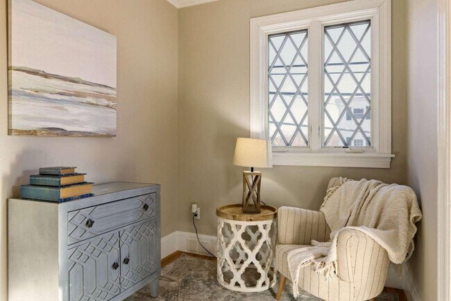 Building Photo - 115 Court St