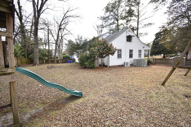 Building Photo - Coming Soon~3 Bedroom and 2 Bath Home- Bonus Room (Pets Considered)