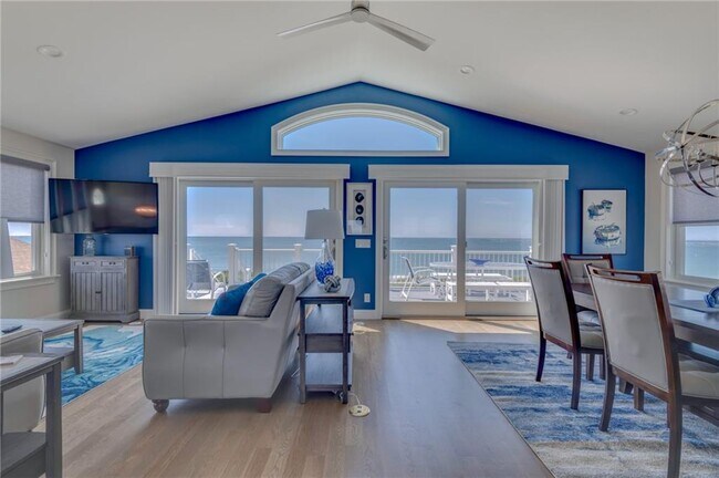 Building Photo - 154 Sand Hill Cove Rd