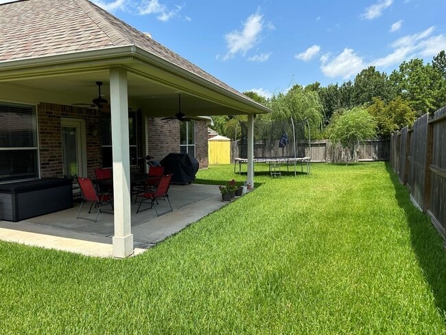 Building Photo - 5011 Logans Landing Ln