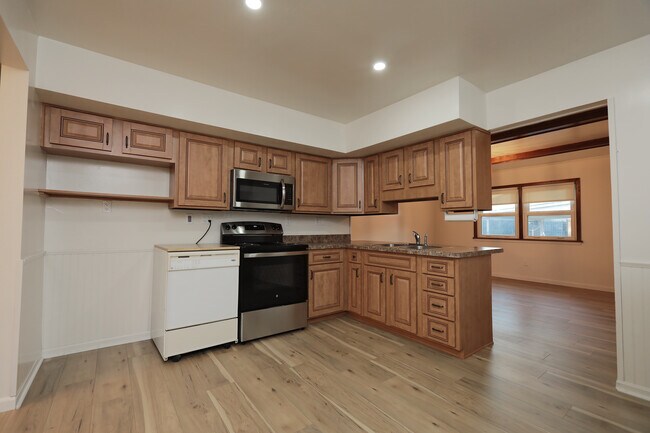 Building Photo - 2509 Paddock Ct