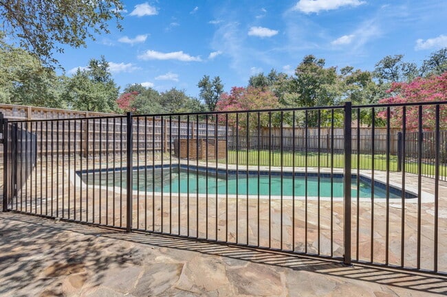 Building Photo - 11301 Taterwood Dr