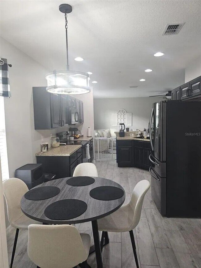 Building Photo - 1357 Sequoia Rd NW