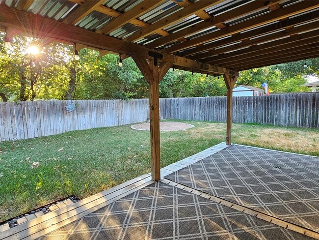 Building Photo - 3932 Haleys Way