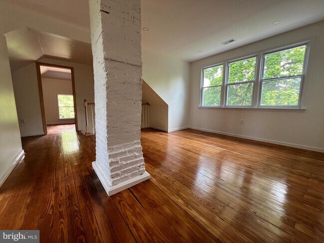 Building Photo - 7308 Highbridge Rd