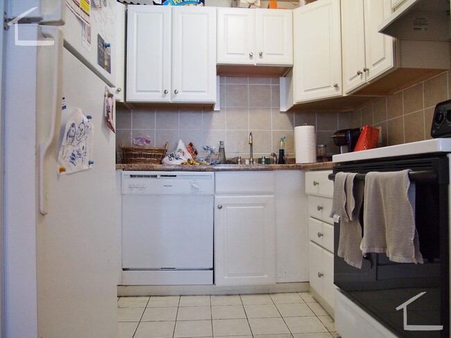 Building Photo - Central Allston Location.  Laundry on a Si...