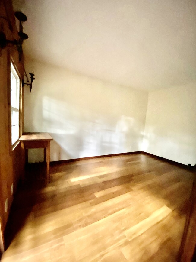 3rd Bedroom with Private Deck - 178 Muerdago Rd
