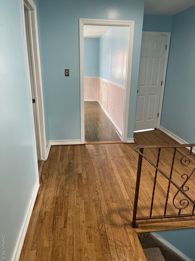 Building Photo - 14 Pine Acres Blvd