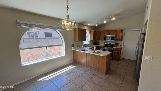 Building Photo - 12721 W Palm Ln