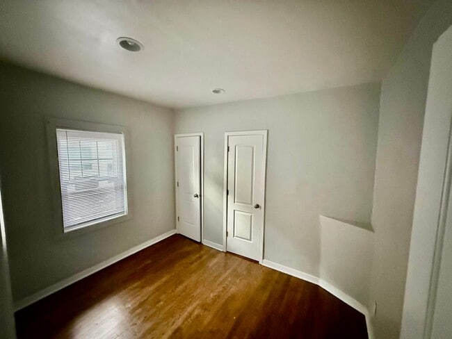 Building Photo - 1707 Hayes St