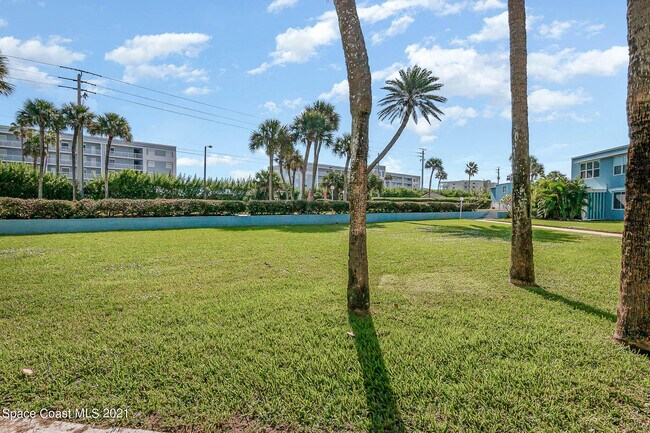 Building Photo - 55 Sea Park Blvd