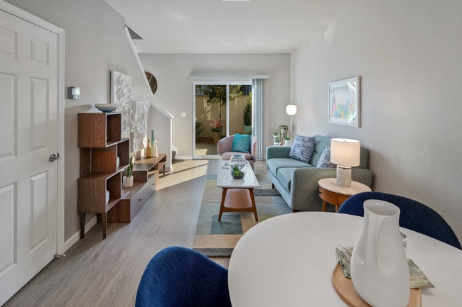 Building Photo - Sendero Townhomes