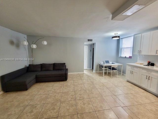 Building Photo - 1801 S Treasure Dr