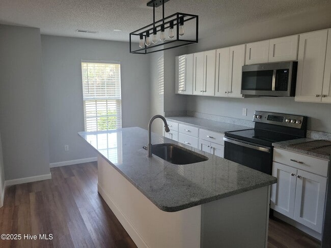 Building Photo - 1139 Brownlea Dr