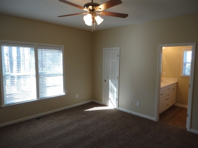 Building Photo - 4012 Mackinac Island Ln