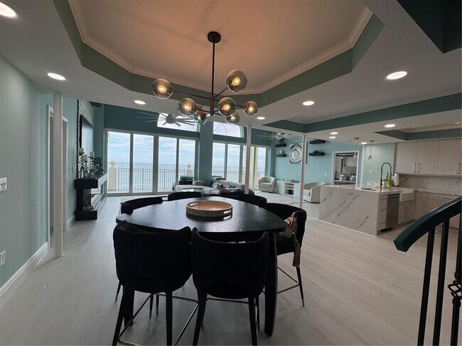 Building Photo - 200 Ocean Crest Dr