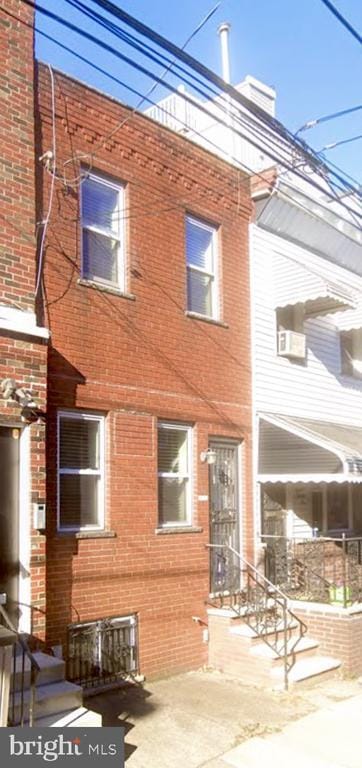 Primary Photo - 1124 Gerritt St