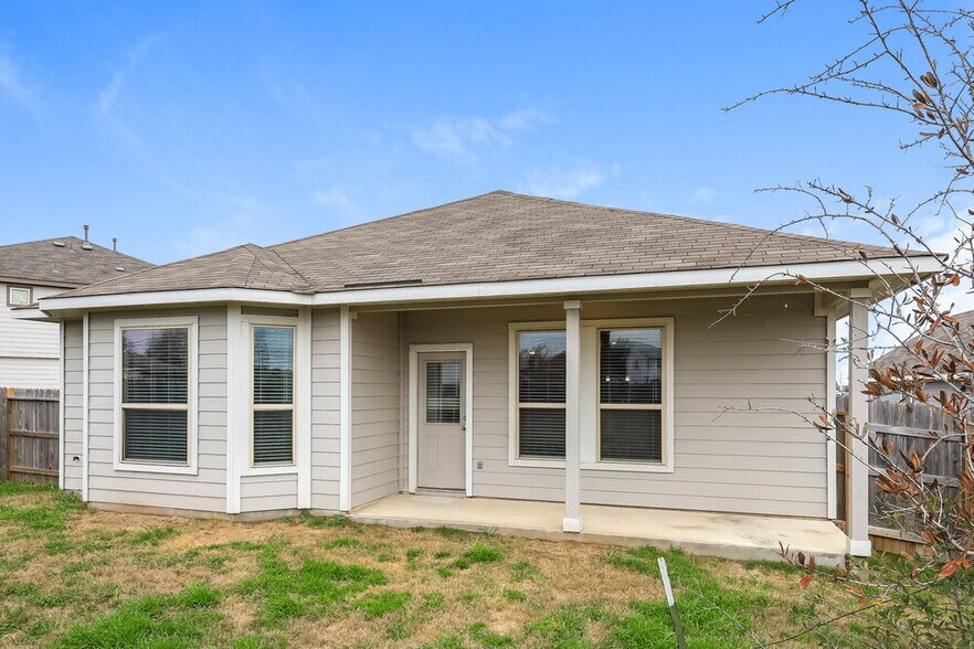 Building Photo - 4212 Cavendish Ct