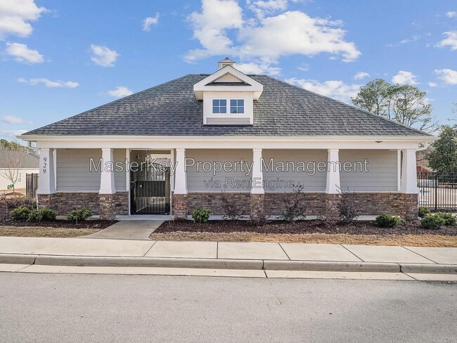 Building Photo - 633 Birchhead Dr