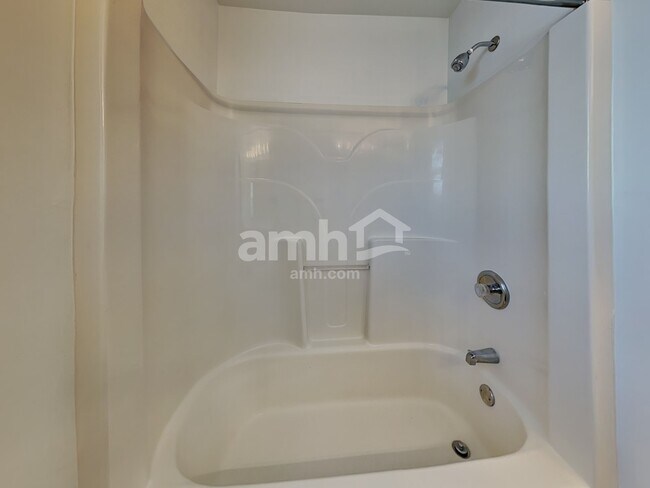 Building Photo - 1304 Partridge Dr