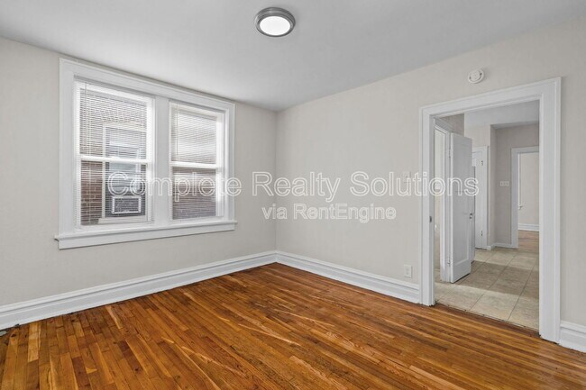 Building Photo - 4175 McRee Ave