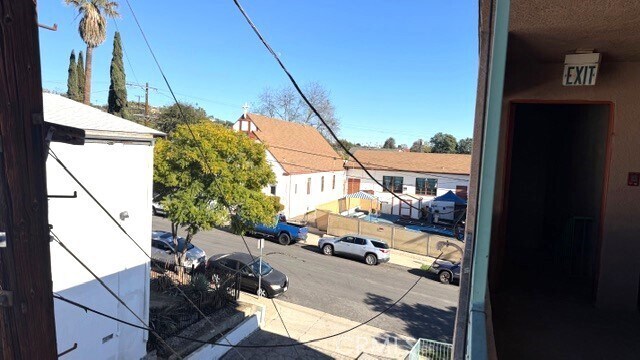 Building Photo - 6311 Aldama St