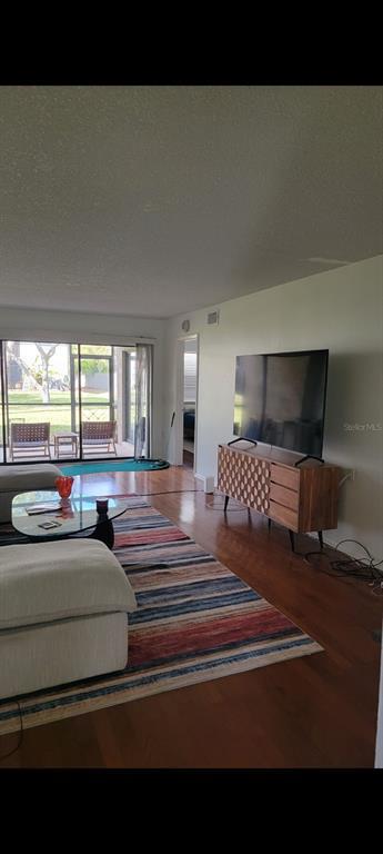 Building Photo - 5647 Summerside Ln