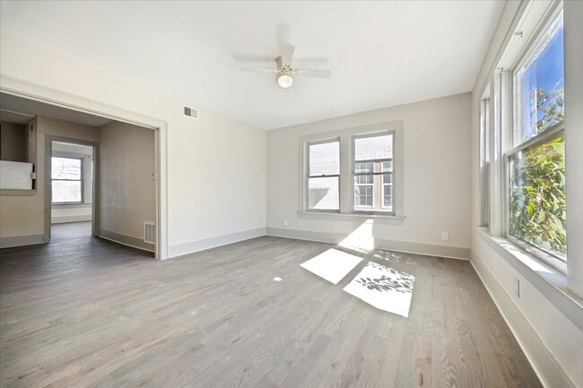 Building Photo - 1632 Hawthorne St